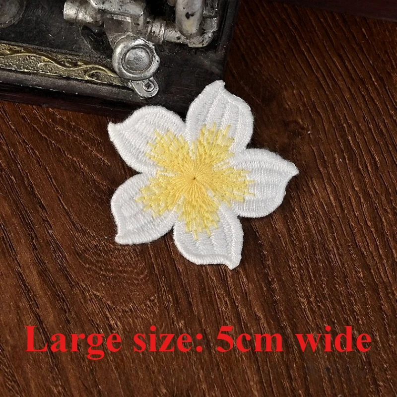 5 Stück gelb-weiße 3D handgenähte Perlen-Blumenmuster-Applikationen zum Selbermachen für Kleidung, Schuhe, Hüte, Taschen, Perlen, Pailletten, Applikationen – Detail 7