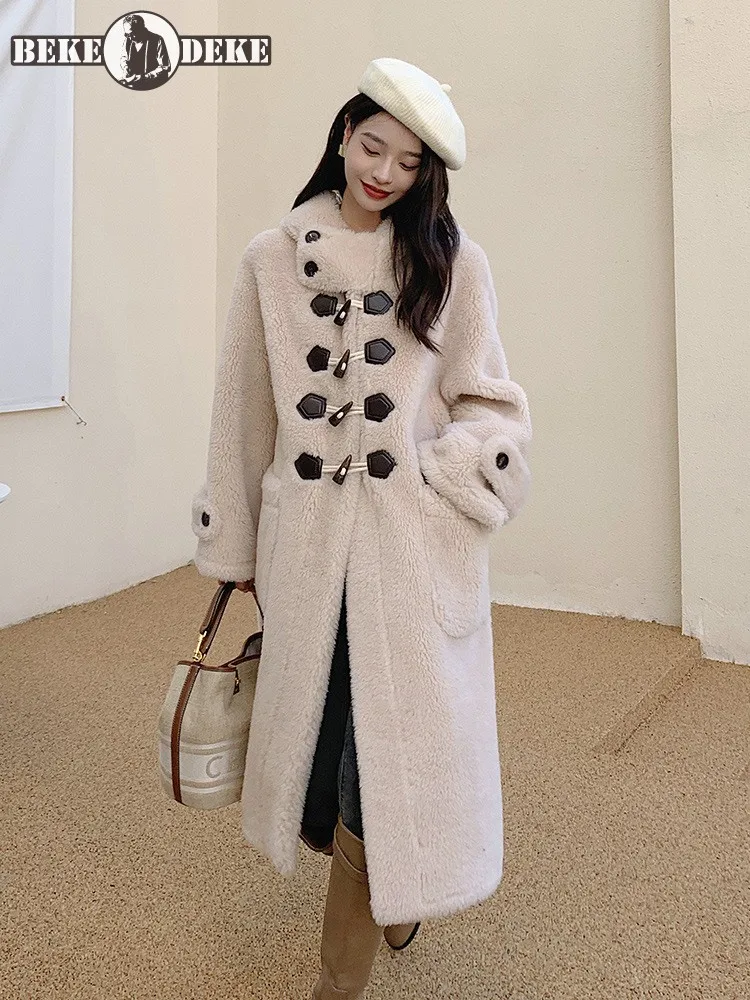 Winter Women Sheep Fur Overcoat Vintage Horn Button Loose Fit Long Real Wool Jacket Female Casual Hooded Oversize Wool Coats