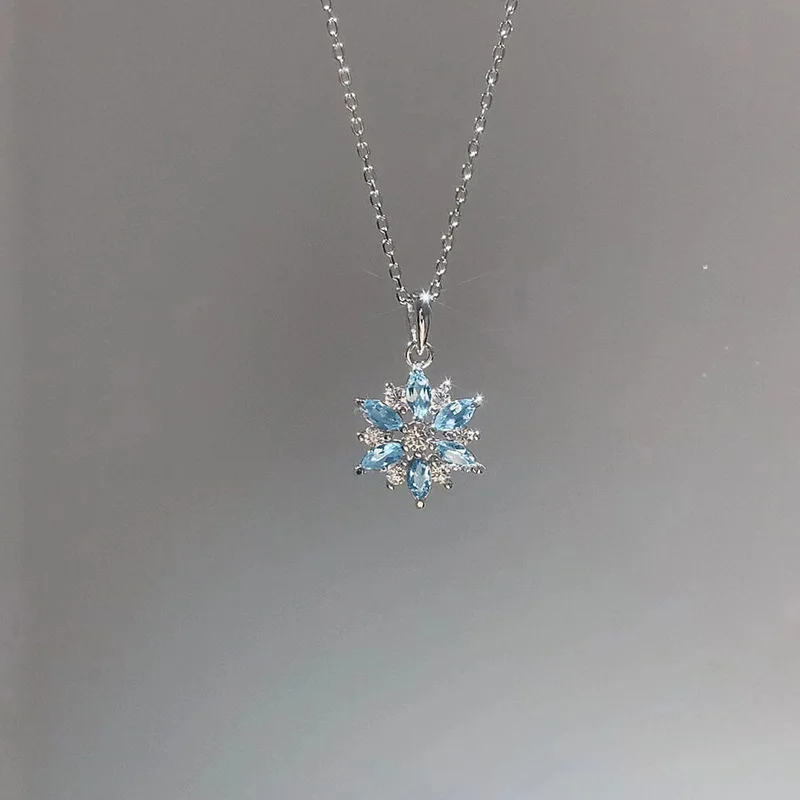 Simple Blue Zircon Snowflake Pendant Necklace for Women Fashionable Personalized Daily Accessories Party Jewelry Birthday Gifts