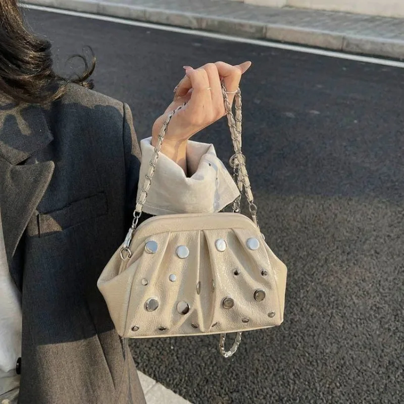Niche Design Korean Version of Metal Rivet Chain Small Square Bag Shell Change Bag Shoulder Chain Bag Exquisite Simple Casual