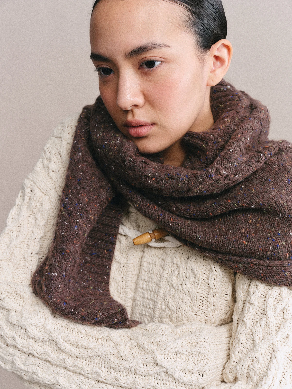 Осень-зима треугольная шаль шарф женский шерстяной шаль в горошек теплая и удобная грубая витая цветочная треугольная шаль