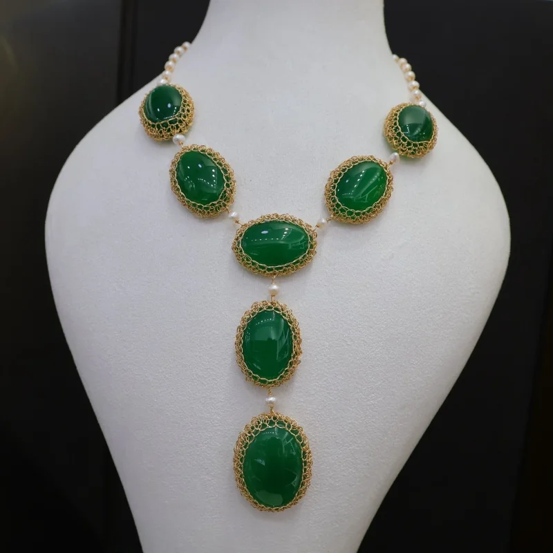 

SGARIT Natural Jade Chalcedony Necklaces 14k Filled Gold Pendant Luxury Vintage Clavicle Chain Banquet Jewelry SN08