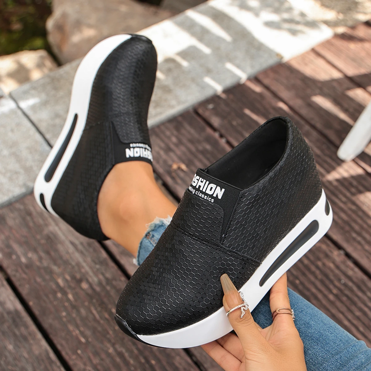 Damen-Sneaker mit verstecktem Absatz zur Erhöhung der Körpergröße, atmungsaktives Mesh, Slip-On-Plattform, lässige Alltagsschuhe zum Gehen. – Detail 4
