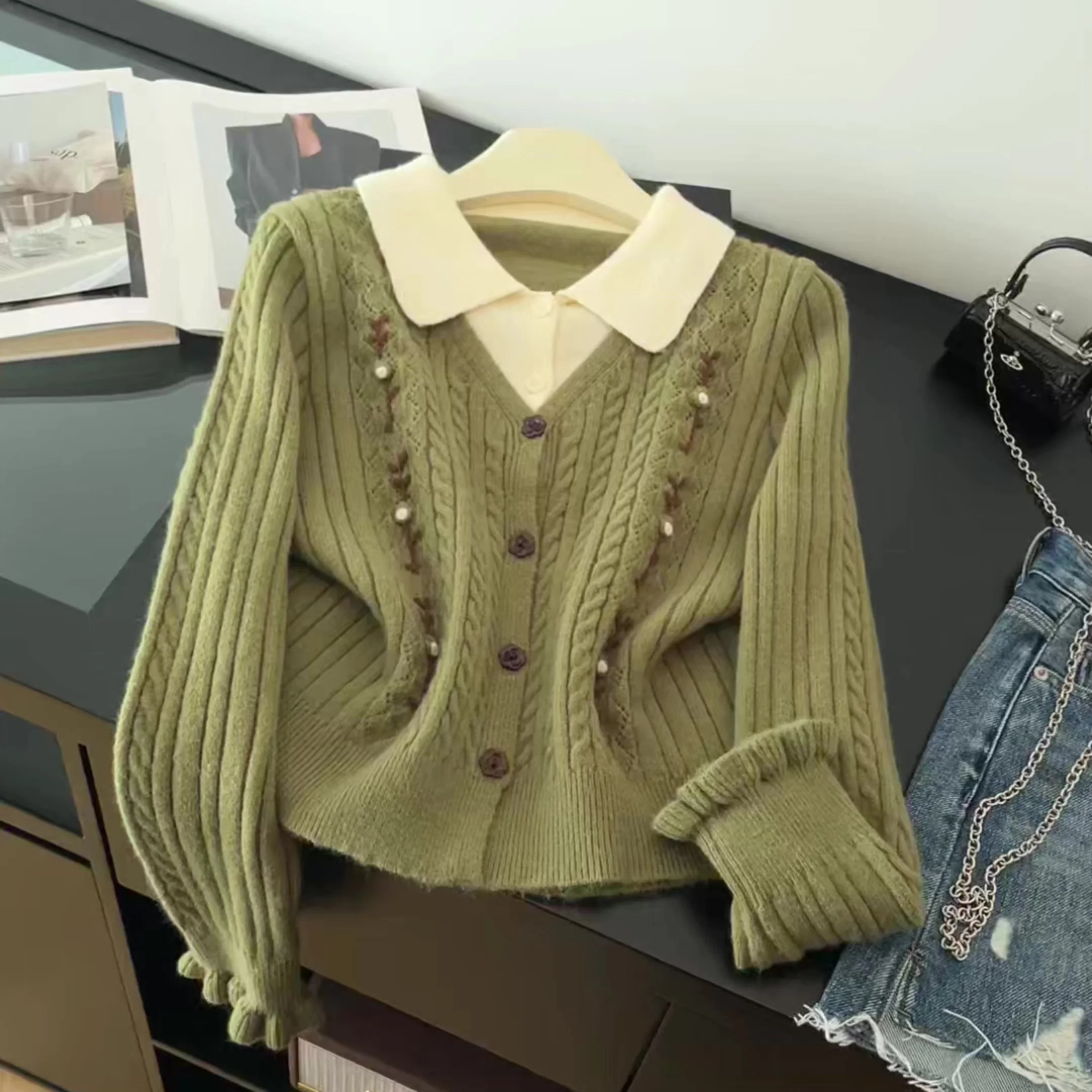 

Women Green Cardigan Sweater Vintage Korean Style Jumper Knit Long Sleeves Jacquard Cashmere Sweater 2000s Clothes Winter 2025