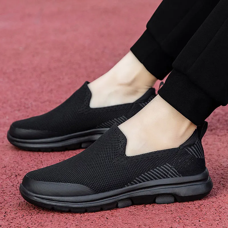 2024 Men Walking Shoes Mesh Light Comfortable Summer Loafers Sports Outdoor Flats Breathable Fitness Soft Sneakers Size 40-45