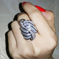Huitan Hyperbole Women Rings for Wedding Accessories Gorgeous AA Cubic Zirconia Geometric Rings Engagement Party Trendy Jewelry