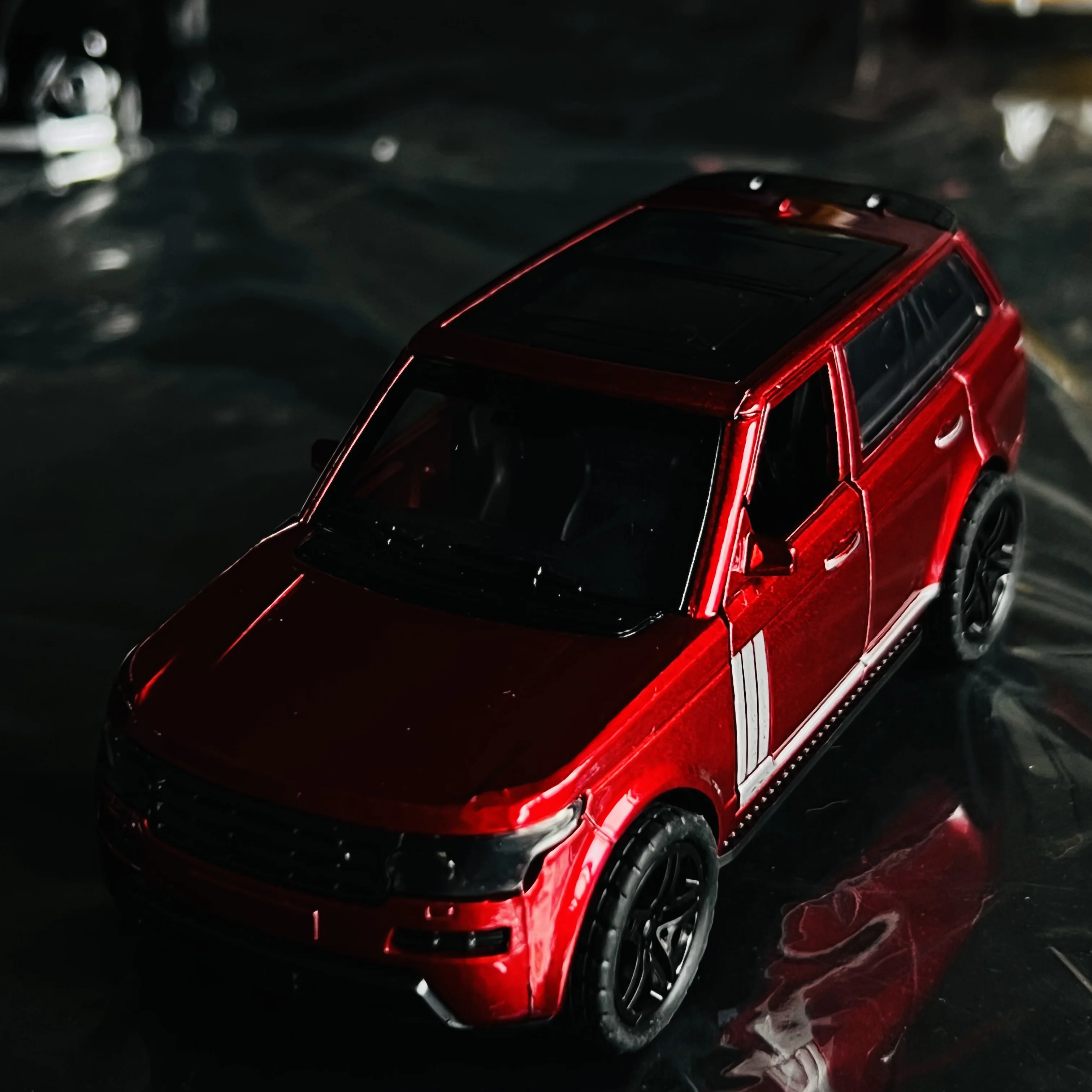 Simulation alloy off-road car model with door opening, children's toy car, boys' cake decoration