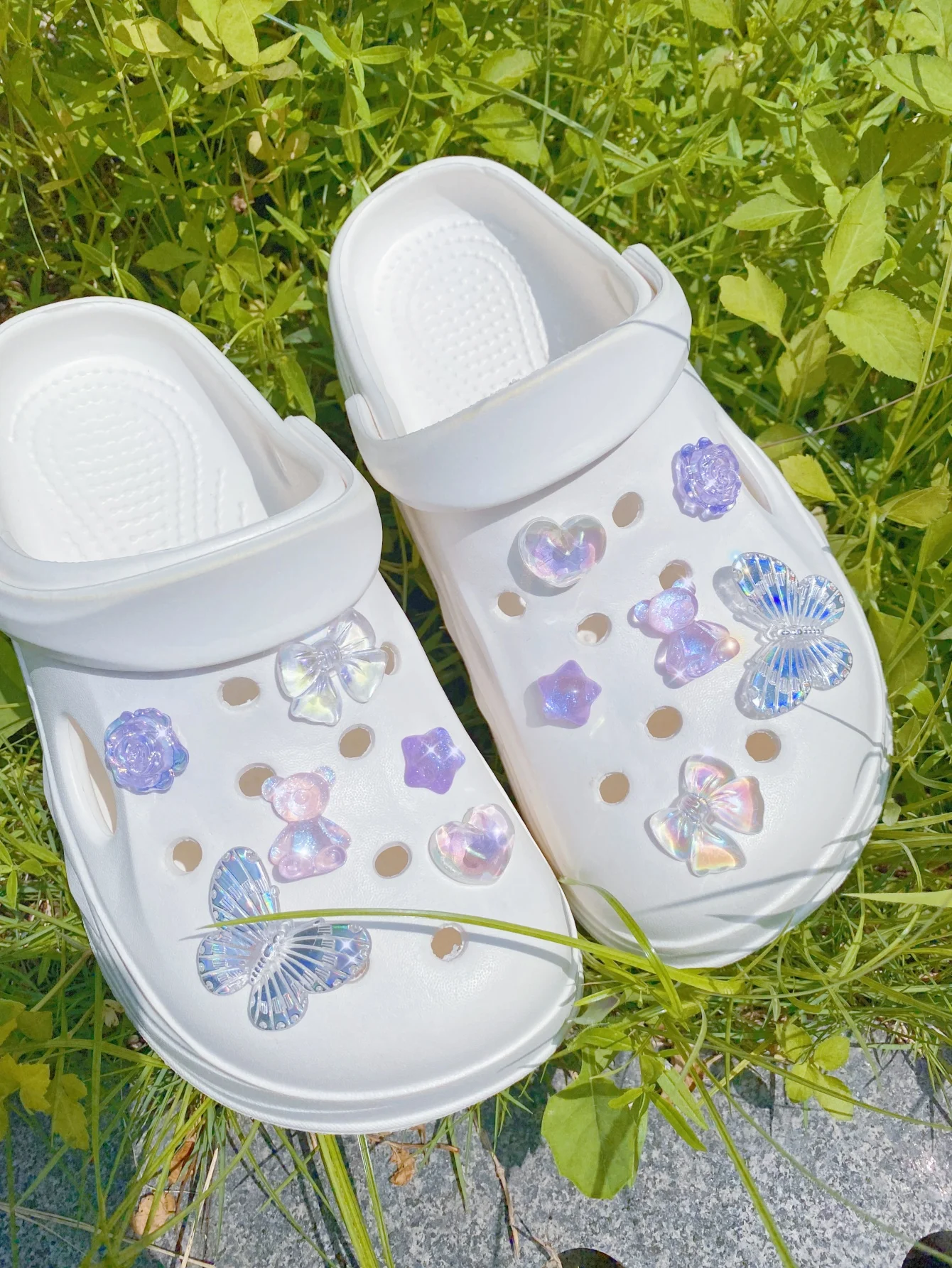 12 cute style transparent purple Bear garden shoes Shoe accessories DIY shoe flower, women's beach shoes decorative buckle