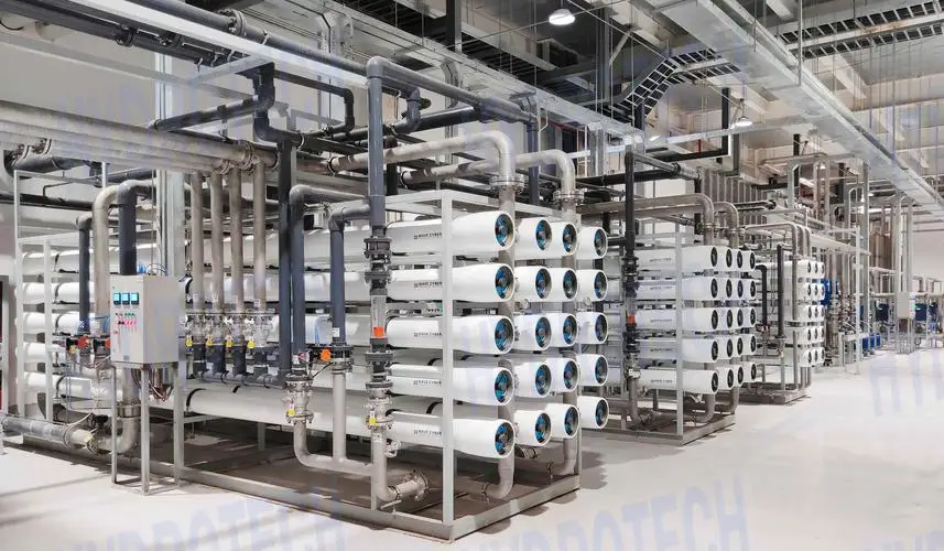 مصنع معالجة الفولاذ المقاوم للصدأ نظام التناضح العكسي 500LPH 1000LPH معدل تحلية مياه البحر 98%