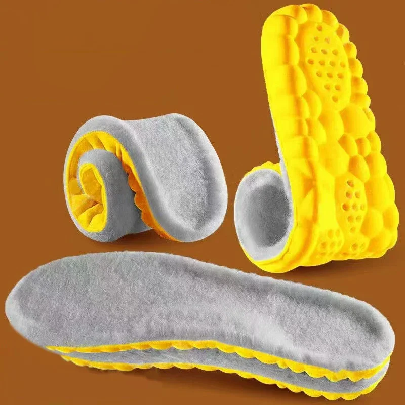 Unisex Warm Fleece Sports Insoles Thickened Anti-Cold Super Soft Shoe Inserts with Shock Absorption Cloud Sensation for Winter