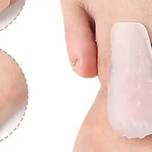 1PAIR Toe Protector Protect Toe From Rubbing Ingrown Toenails Corns Blisters And Other Painful Toe Problems