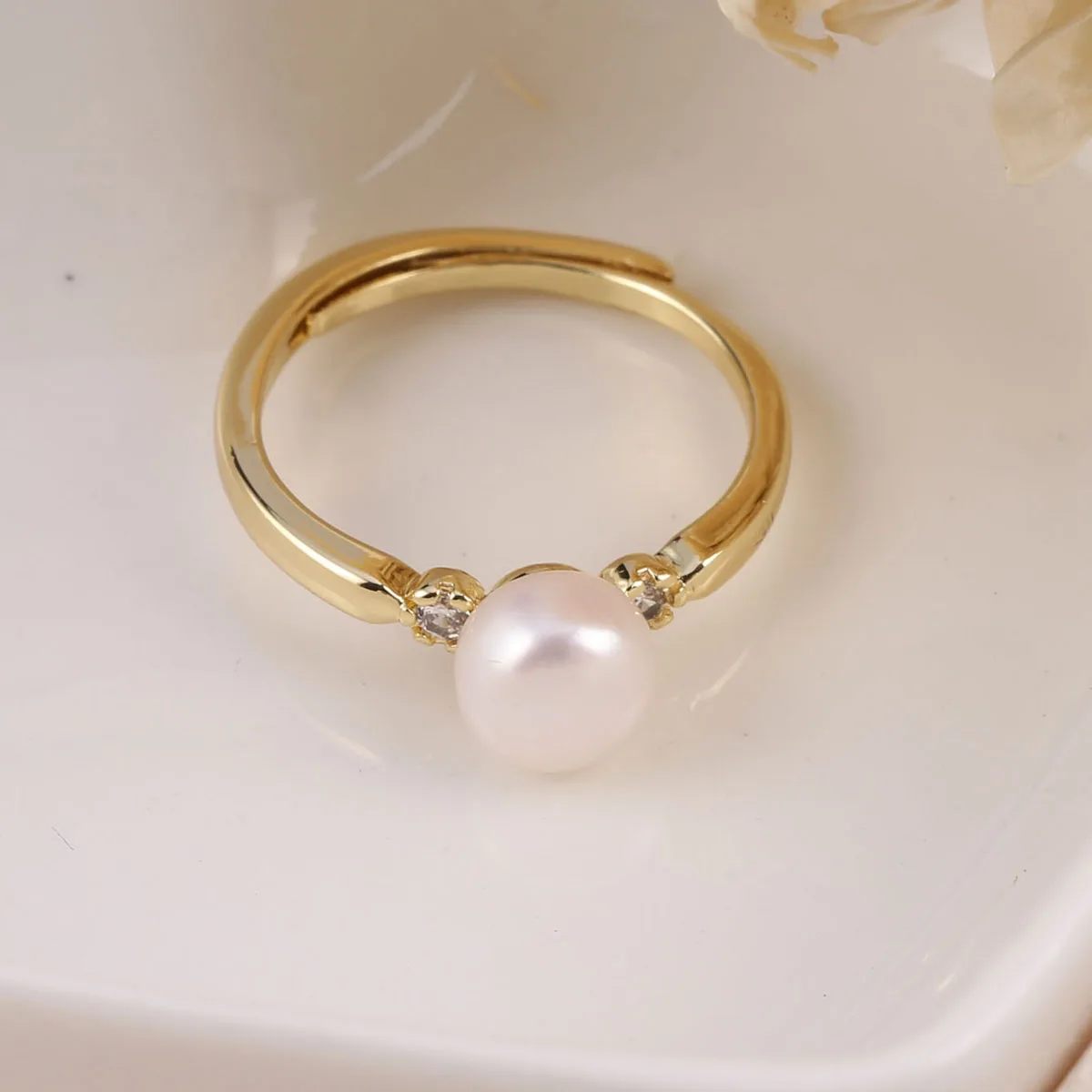 Natural Freshwater Pearl Rings For Women Zinc Alloy Female Ring Fine Jewelry Stackable Ladies Wedding Jewelry Friendship Gift