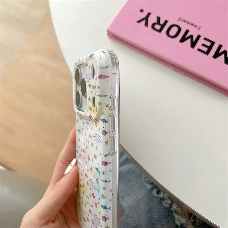 حافظة هاتف على شكل سمكة ذهبية صغيرة ملونة لطيفة لهاتف آيفون 17 برو 14 15 16 برو ماكس حافظة كرتونية مضادة للصدمات للفتيات #3