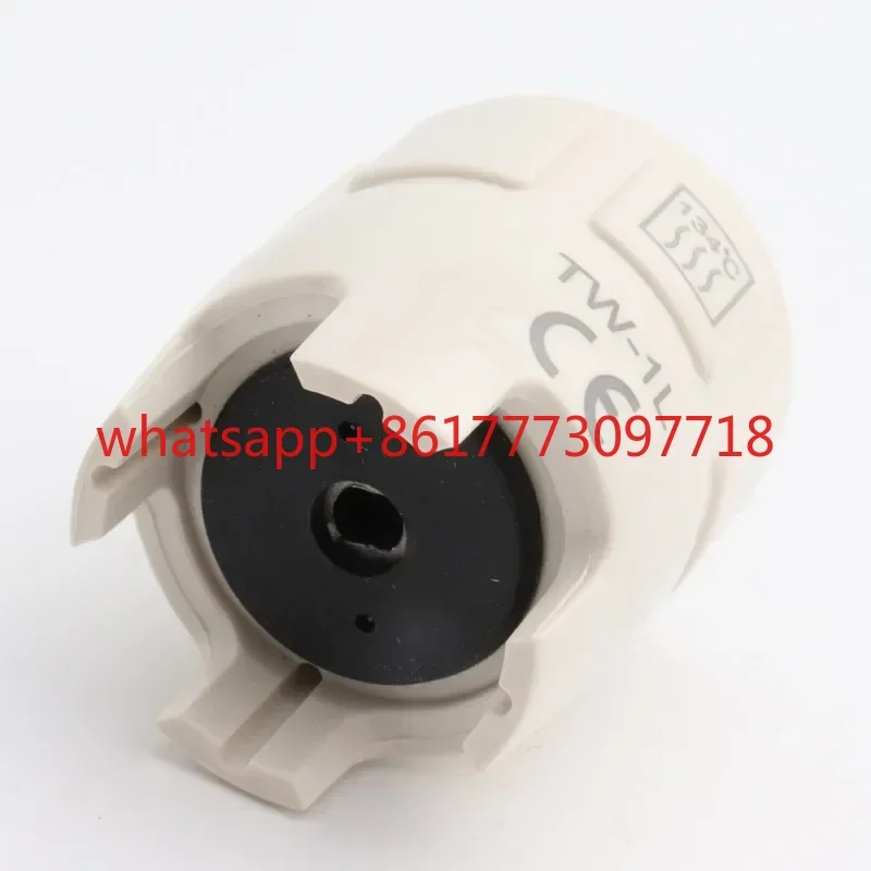 Dentistry  accessories - Ultrasonic  cleaning machine - Working tip with limited force wrench, key tooth needle extractor