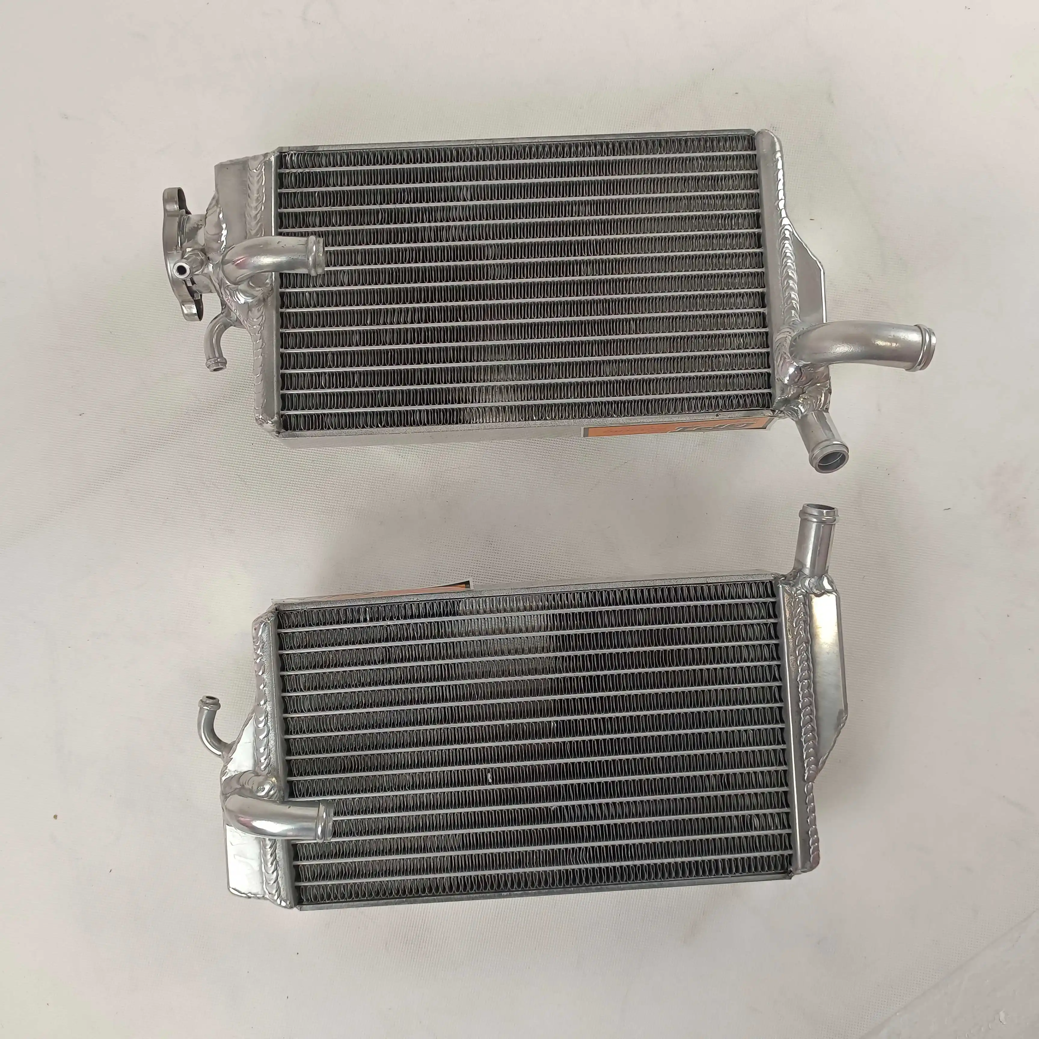 

For 2002-2004 Honda CR250R CR 250 R Aluminum Radiator Cooler Cooling Coolant 2002 2003 2004