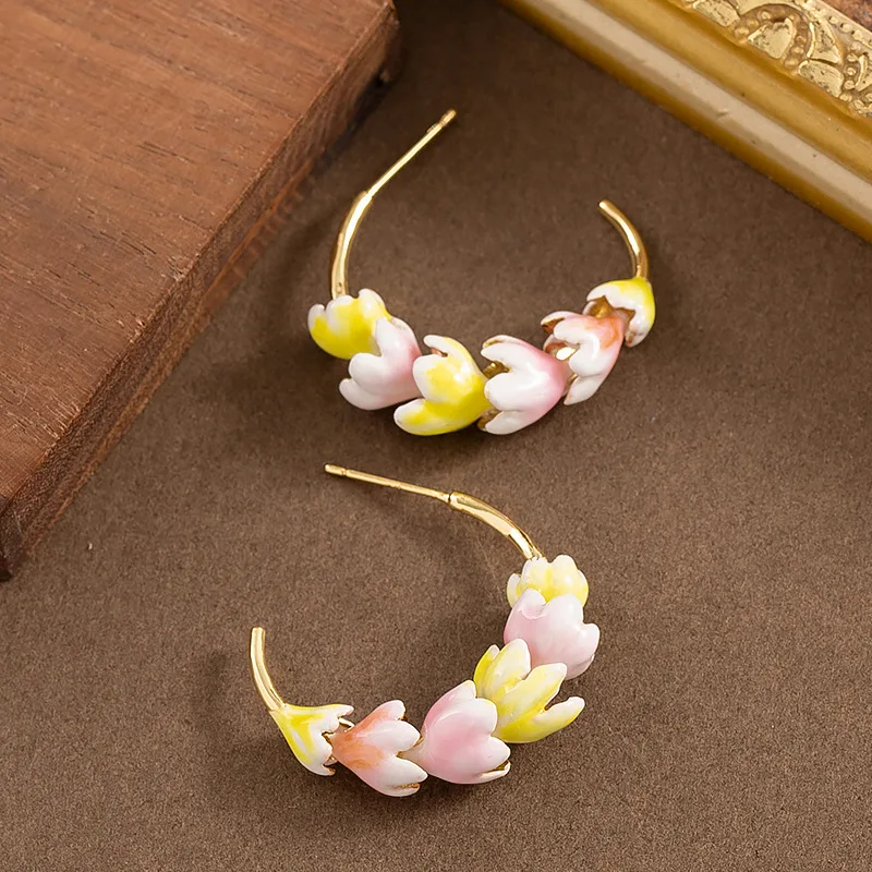

Forest style sweet and cute dopamine drop oil enamel glaze flower earrings light luxury personality high-end lady style earrings