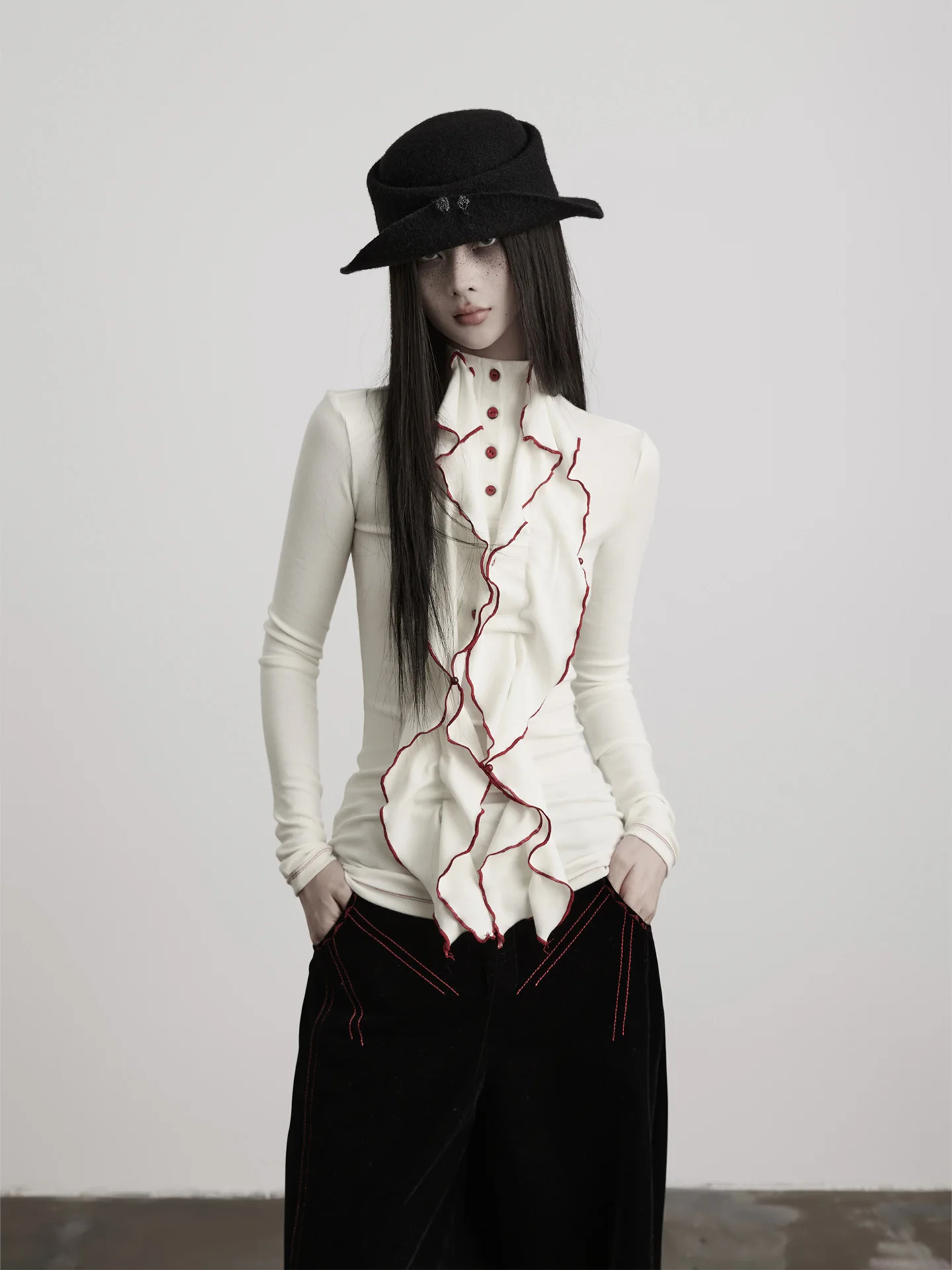 

Indue Color Blo Deconstructed Long Sve T-irt Women's Casual Sle Stand Fit Spring Season Breathable Comfortable