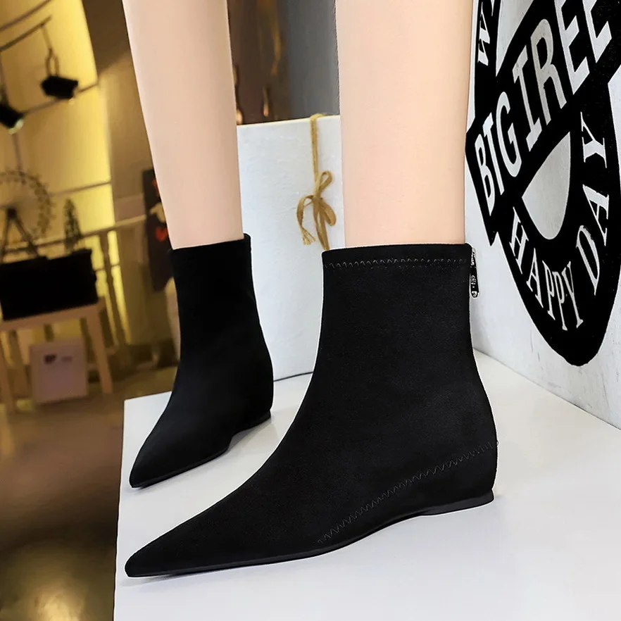 Korean Version Fashion Simple Heeled Women's With Low Heel Height Inside The Heel Pointed Toe Pumps new pattern Women Shoes