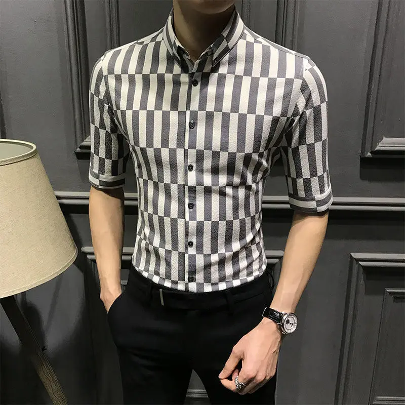 Summer New Print Striped Men\'s Medium Sleeved Shirt Korean Trend Button Casual Fashion Versatile Pointed Collar Half Sleeve Top