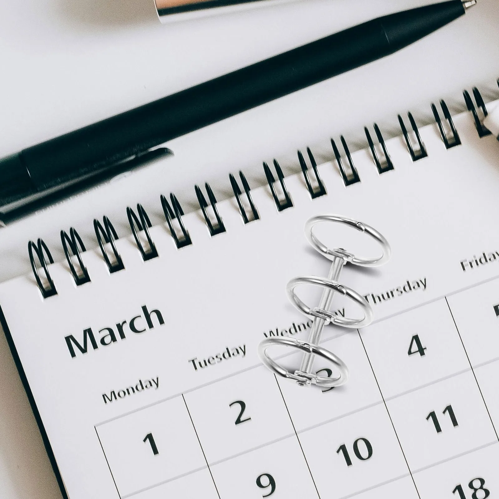 

10Pcs Iron Calendar Binding Rings 3-Ring Openable Loose Leaf Binder Rings for DIY Projects Scrapbook Planner Index Card Ring