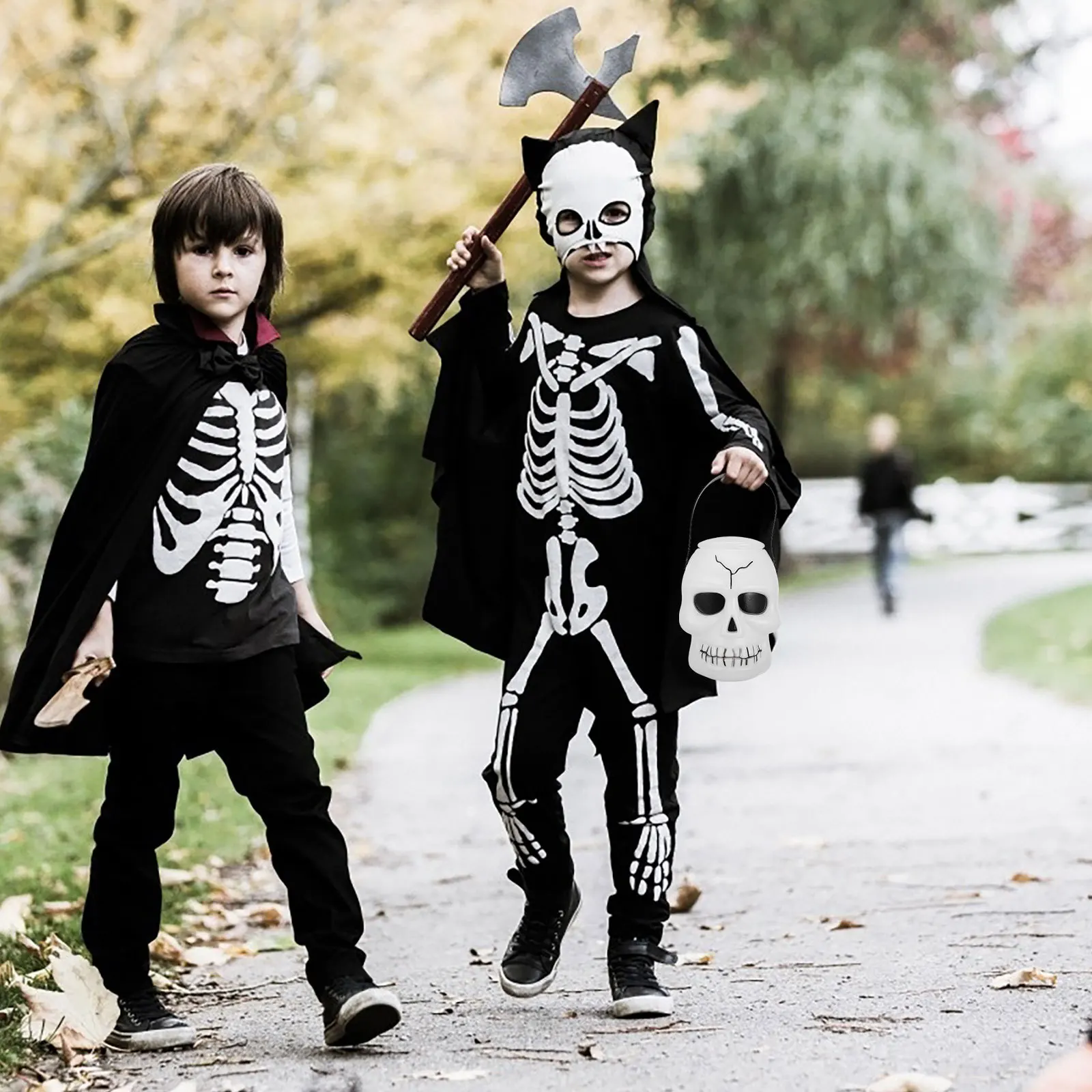 

Skull Shaped Halloween Bucket ABS Plastic Candy Holder Large Capacity Portable Bucket for Party Decor