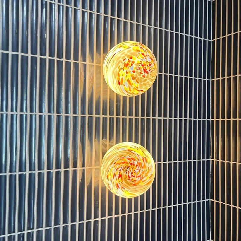 

Светодиодный настенный светильник в форме шара для коридора, цветное стекло, дизайн «Луна», для прихожей, спальни, прикроватный светильник, фоновая подсветка для гостиной
