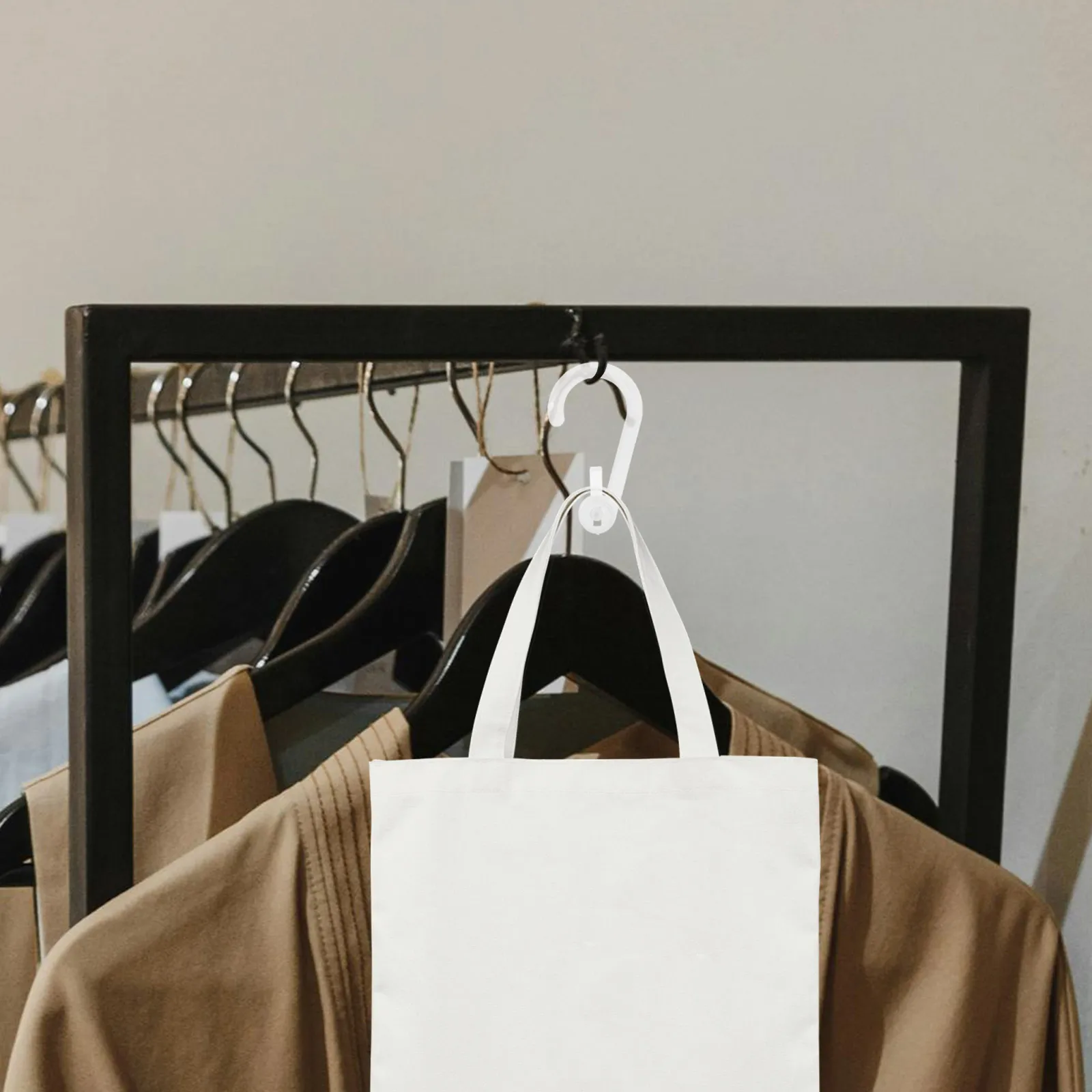 

390Pcs Reusable Moisture Absorbing Bag Hooks DIY Hanging Bags Hooks for Closet Bathroom Kitchen Clothes Drying