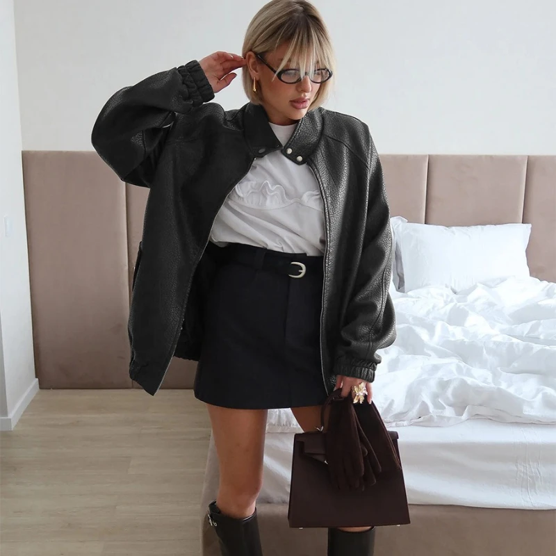 TARUXY Loose Zipper Leather Jacket Women Standing Collar Solid Splicing Long Sleeves PU Leather Coat Autumn High Street Clothing