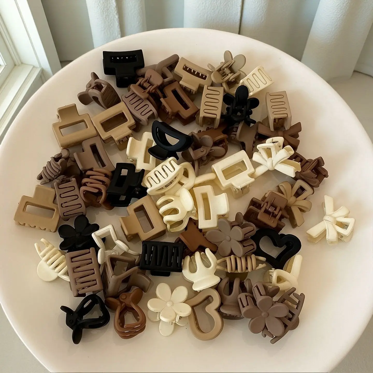 

Набор мини-заколок для волос: заколки-крабы, заколки для челки, заколки для непослушных прядей, украшения для волос - 10 шт. (случайный выбор)