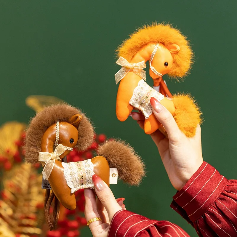 14 センチメートル西洋カウボーイポニーぬいぐるみ絶妙な馬年ポニーペンダントキーチェンフェスティバルギフト幸運の装飾