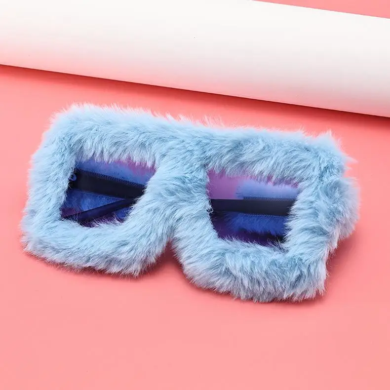 Oversized Plush Sunglasses Y2K Fluffy Square Frame Sun Glasses Trendy Novelty Glasses Winter Shades Christmas Halloween Party