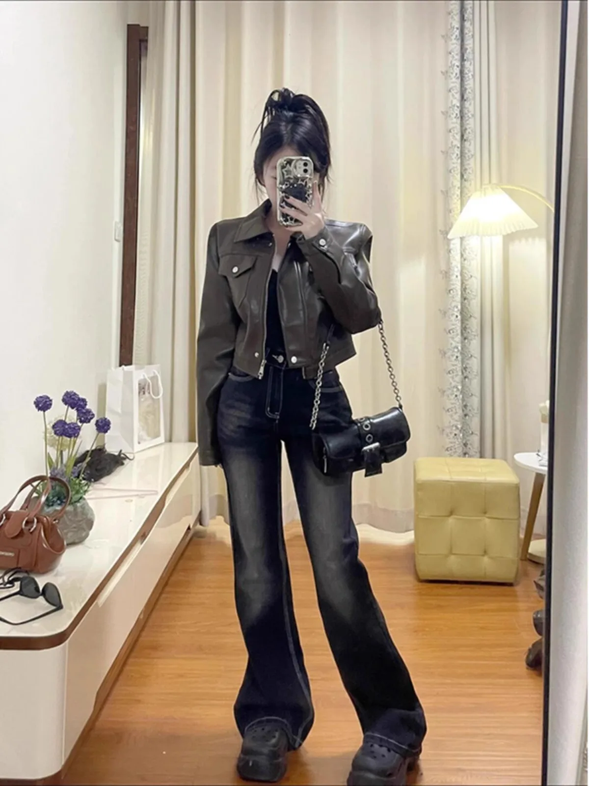 Retro Marrone Cuoio DELL'UNITÀ di elaborazione Jaet delle Donne Primavera 2025 Nuovo di Piccole Dimensioni Caffè Or Moto Jaet Top Loose Fit Lungo Sve