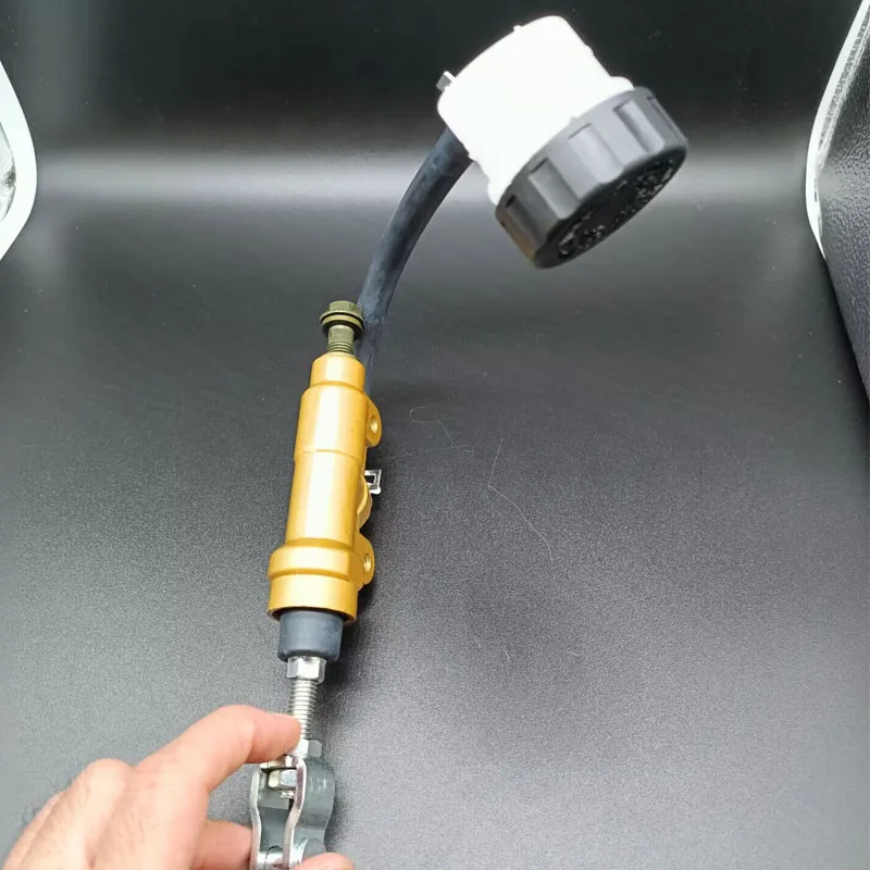 مضخة أسطوانة رئيسية للفرامل الخلفية لياماها XTZ660 1991-1996 WR250Z 1991-1998 TDR125 1993-2002 YZ80 1993-2001 TZR125 1990-1993 #5