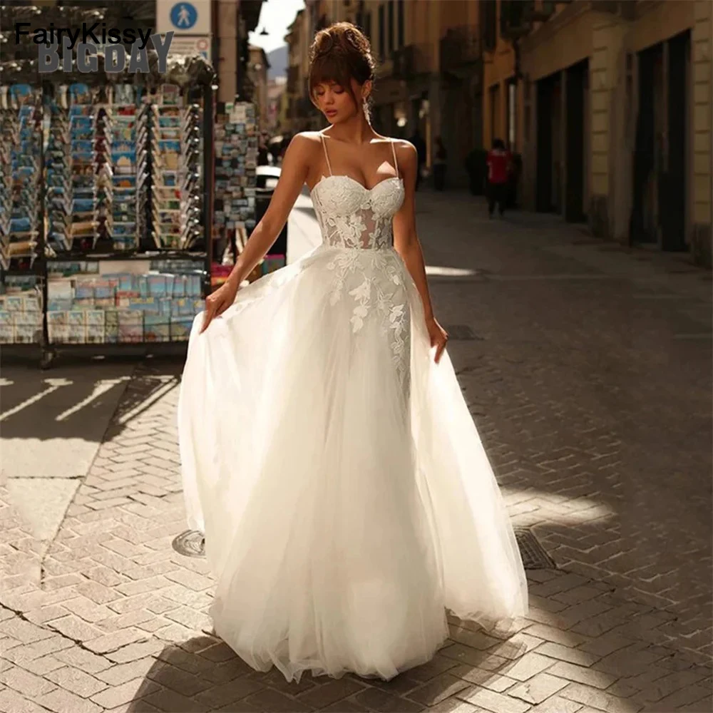 

FairyKissy Elegant A-Line Wedding Dresses Women Sweetheart Lace Open Back Tulle Spaghetti Straps Sweep Train Bridal Gowns