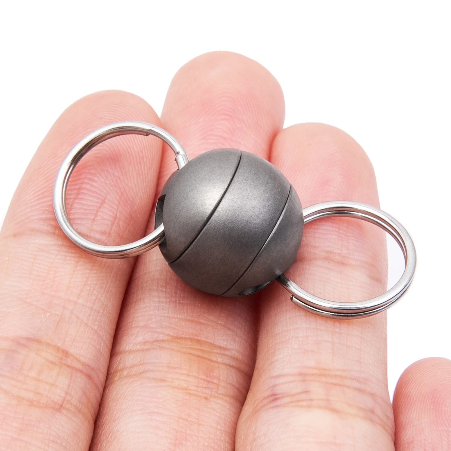 Sphere Titanium Alloy Keychain Stainless Steel Keyrings Practical Double Headed Buckle Camping Tools