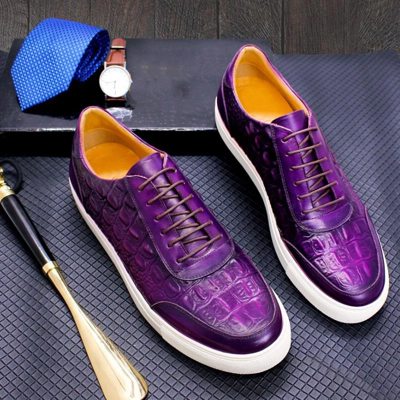 Luxury purple casual leather shoes men\'s cowhand crocodile embossed purple black men\'s plate-size flat sneakers A19