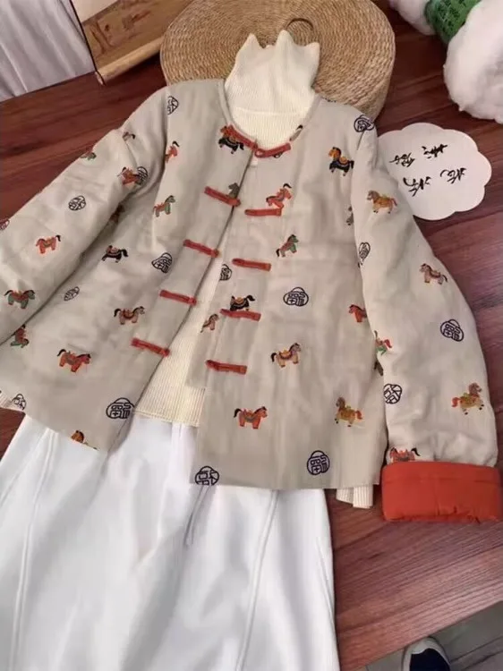 

Новое китайское хлопковое пальто с цветочным принтом, женское зимнее теплое свободное повседневное хлопковое пальто на пуговицах в стиле ретро, длинное свековое...