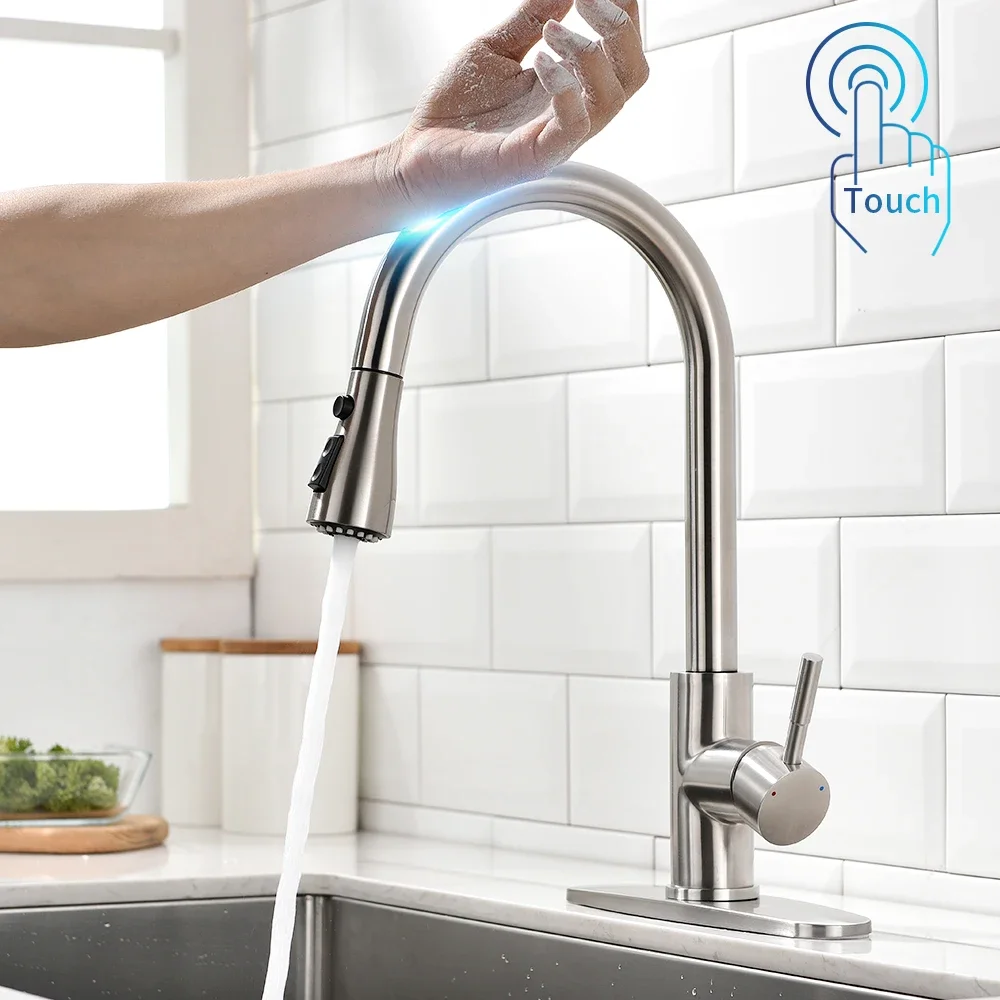 Modern 304 Stainless Steel Gold Kitchen Faucet Splash-Proof Water Tap with Pull Out Sprayer Flexible Sink Mixer for Kitchen Use