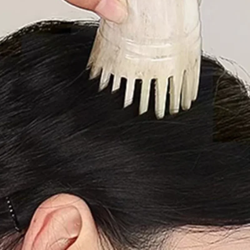 

1 Pcs Cow Horn Hair Scrubbing Combs Clean Scalp Head Meridian Massagebrush Wide Tooth Cow Horn Comb Barber Hairdressing Tools