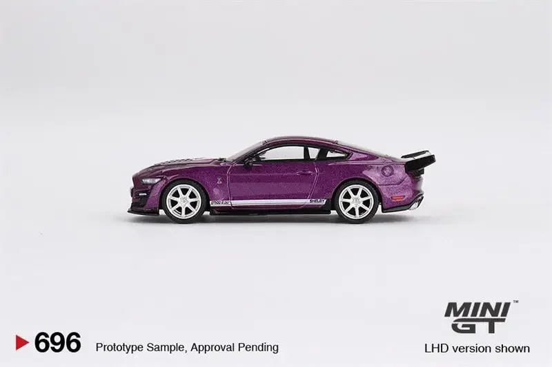 MINI GT Blister Card Packaging 1:64 Shelby GT500 Dragon Snake Concept Fuchsia Metallic LHD Diecast Model Car