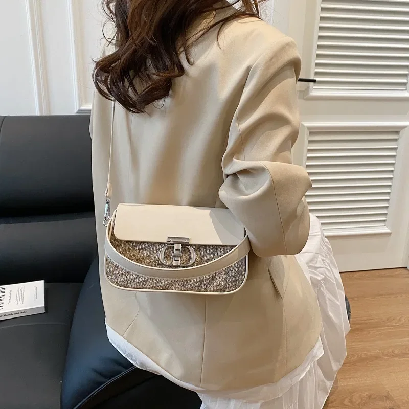 

2025 New Minimalist Women's Crossbody Bag - Compact Square Design with Premium Finish for Everyday Casual Use