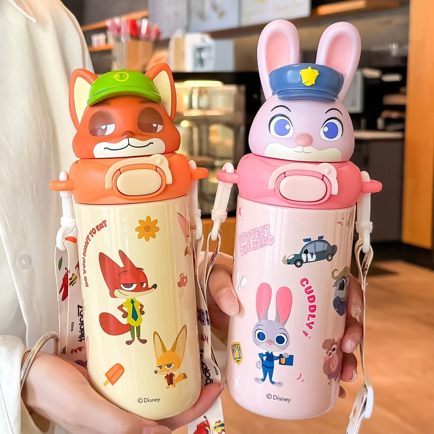 

Disney Zootopia Judy Water Bottle, Dual Drink Lids Children Thermos, Cartoon Themed Insulated Cup,