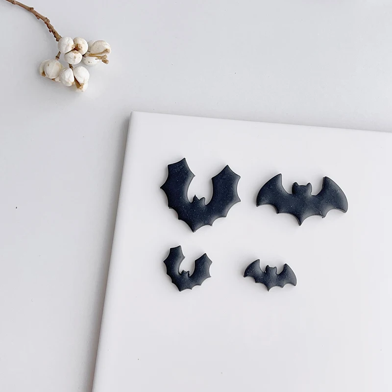 Geometric Shape Soft Pottery Polymer Clay Cutter Mini Cartoon Halloween Bat Ghost Earrings Pendant Cutting Mold Handmade Tools