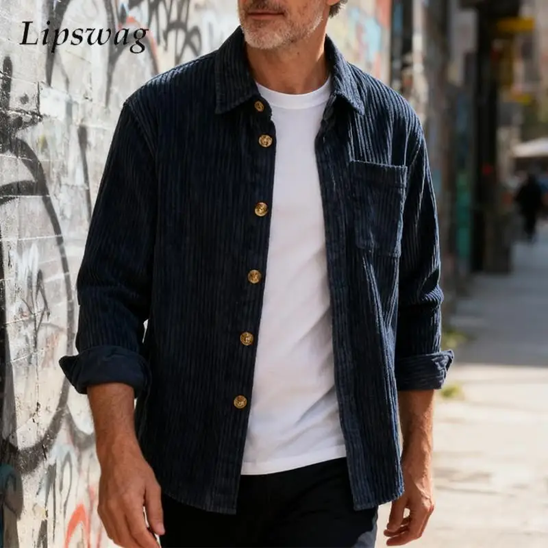 

Модные мужские вельветовые куртки-рубашки, весенне-осенние винтажные кардиганы на пуговицах с лацканами, мужские модные однотонные текстурированные куртки