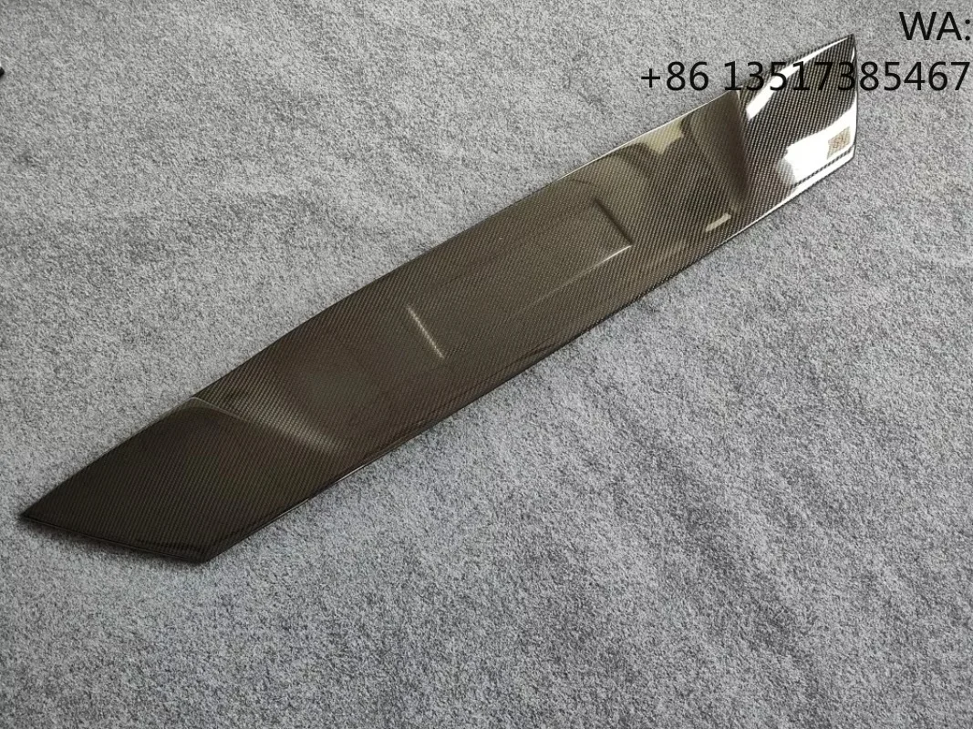 Suitable for Ferrari California Upgraded Carbon Fiber Rear Spoiler Decorative Panel Body Kit view 3