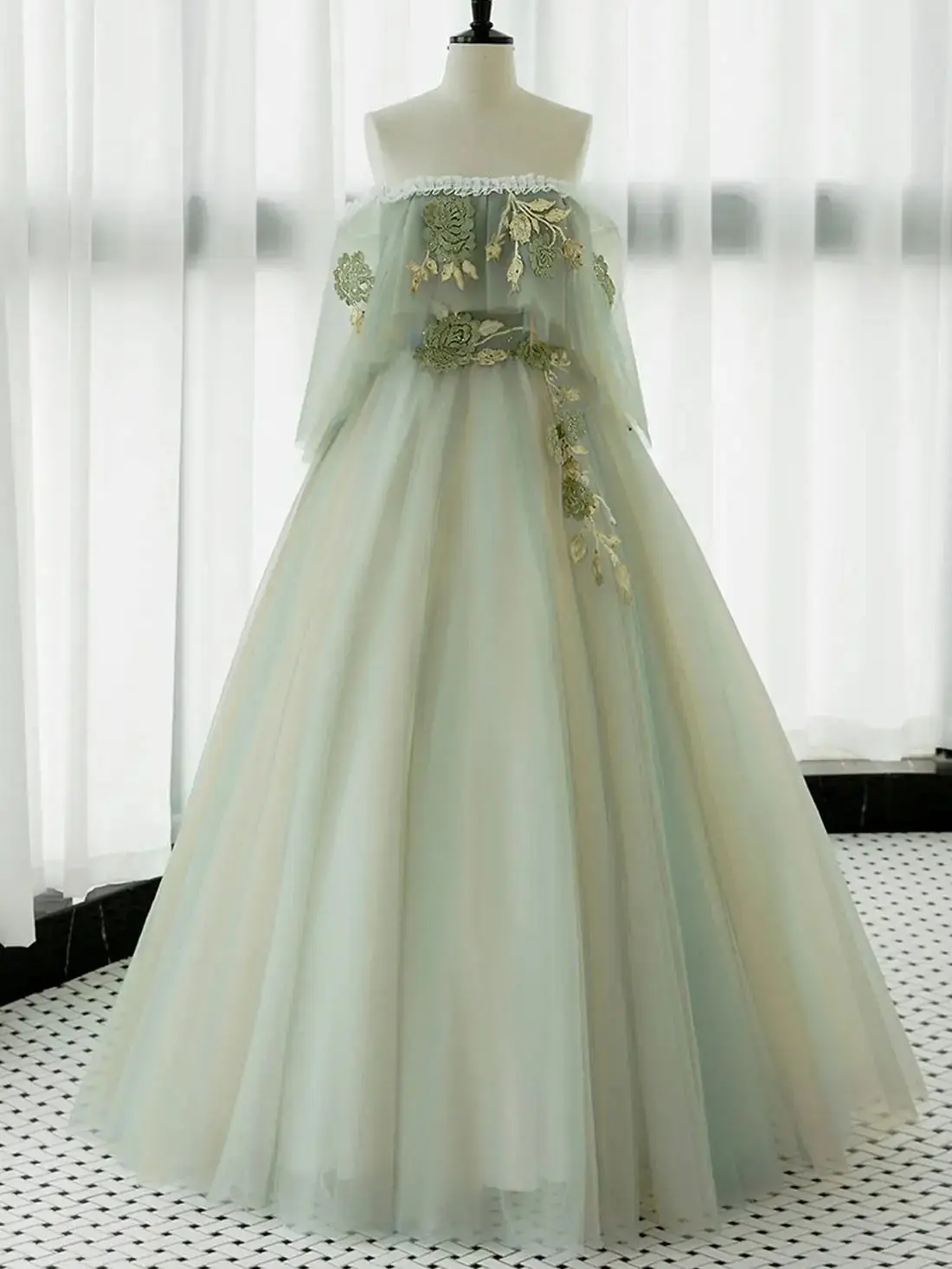 custom 18212#Elegant A-line Green Applique Quinceanera Prom Dress Off Shoulder Illusion Sleeves Evening Party Prom Ball Gown