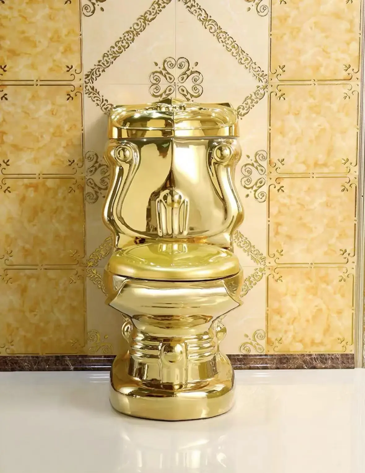 European Palace Golden Toilet Retro Hotel Colorful  Relief Split Seat  Colorful Gold Creative