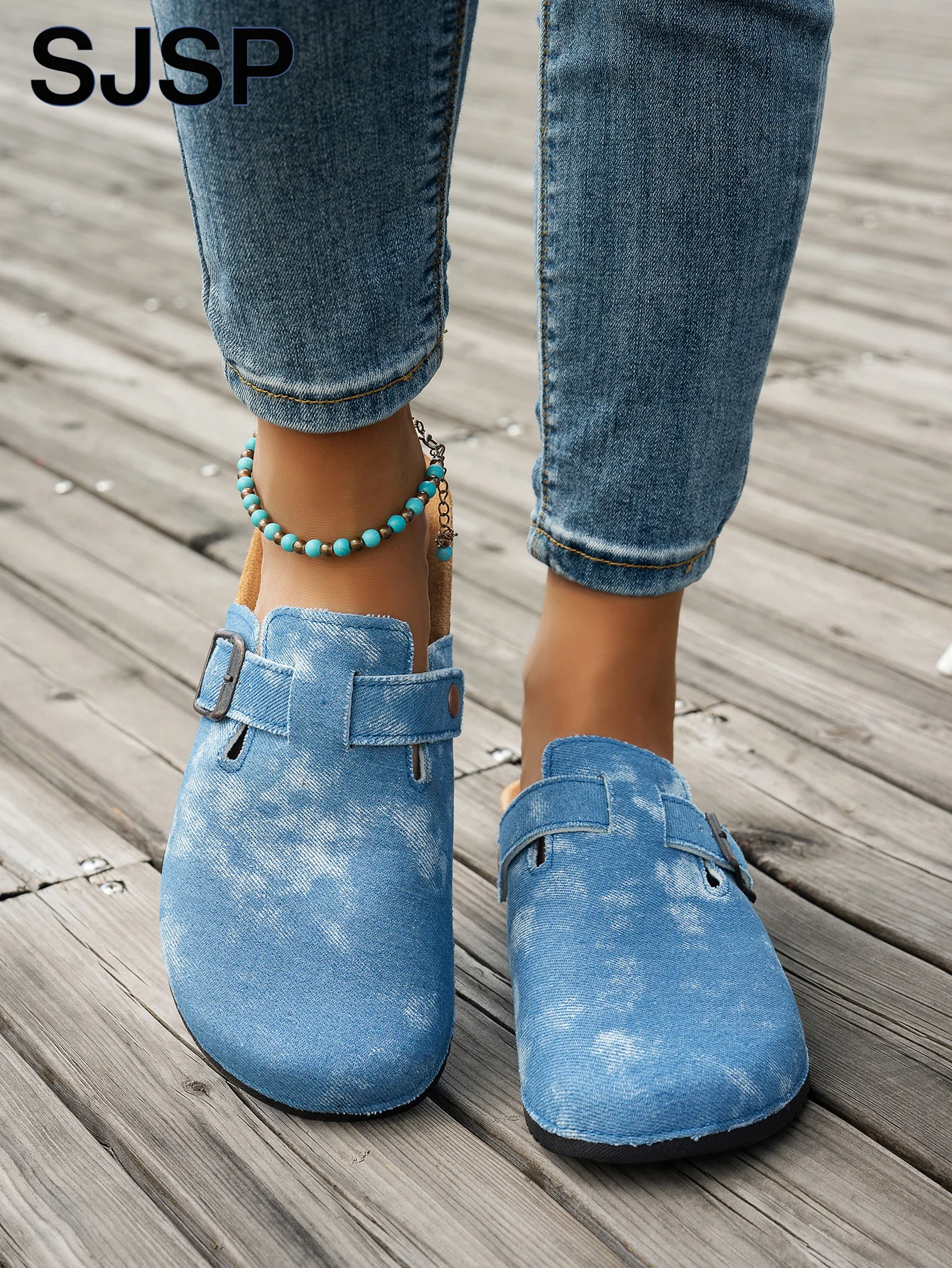 Thumbnail 4 - #79 Best Canvas Shoes to Buy In 2026