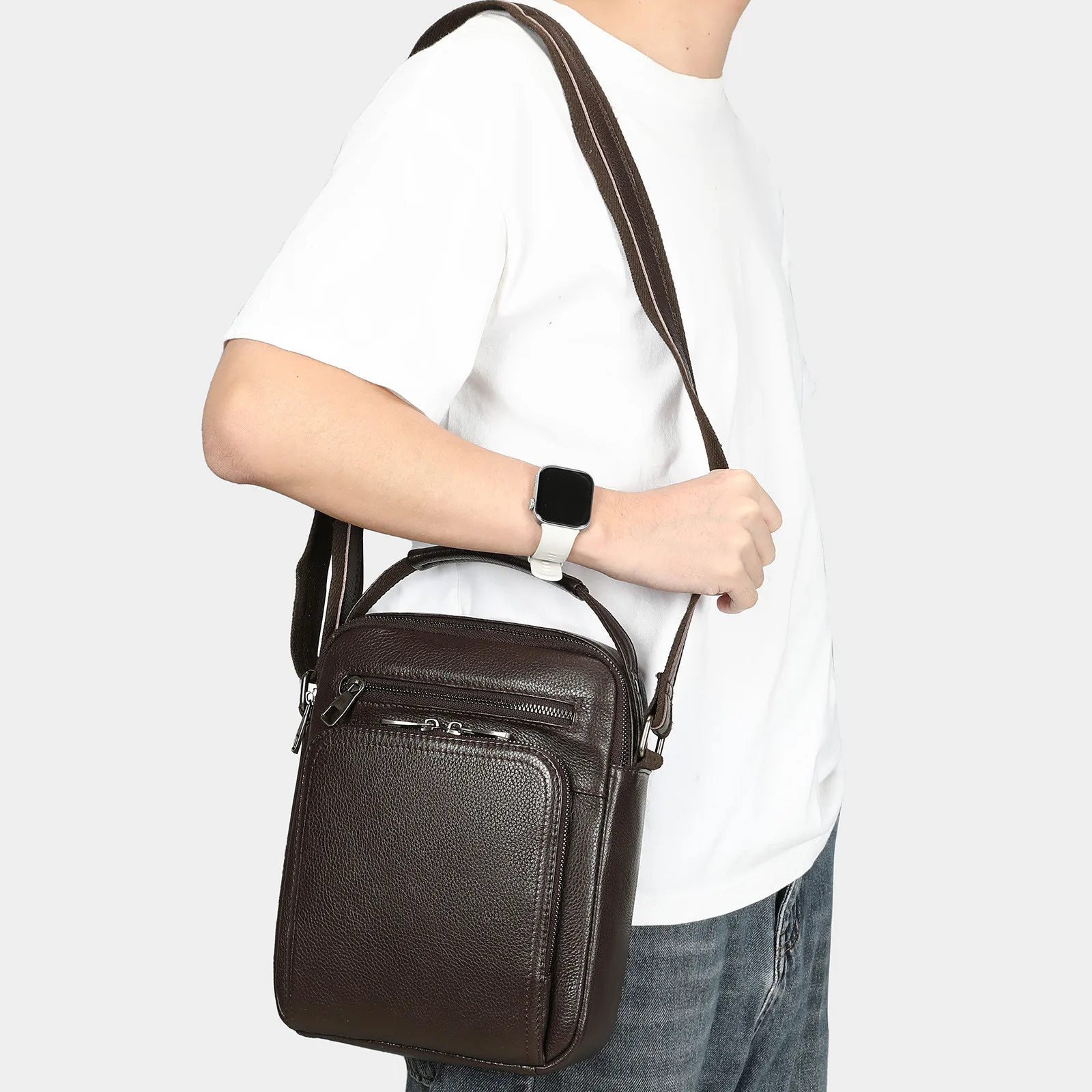 

Men's Cowide Leather Crossbody Bag Multi-functional Chest Bag for Outdoor Sports Trendy Shoulder Crossbody Bag for Men