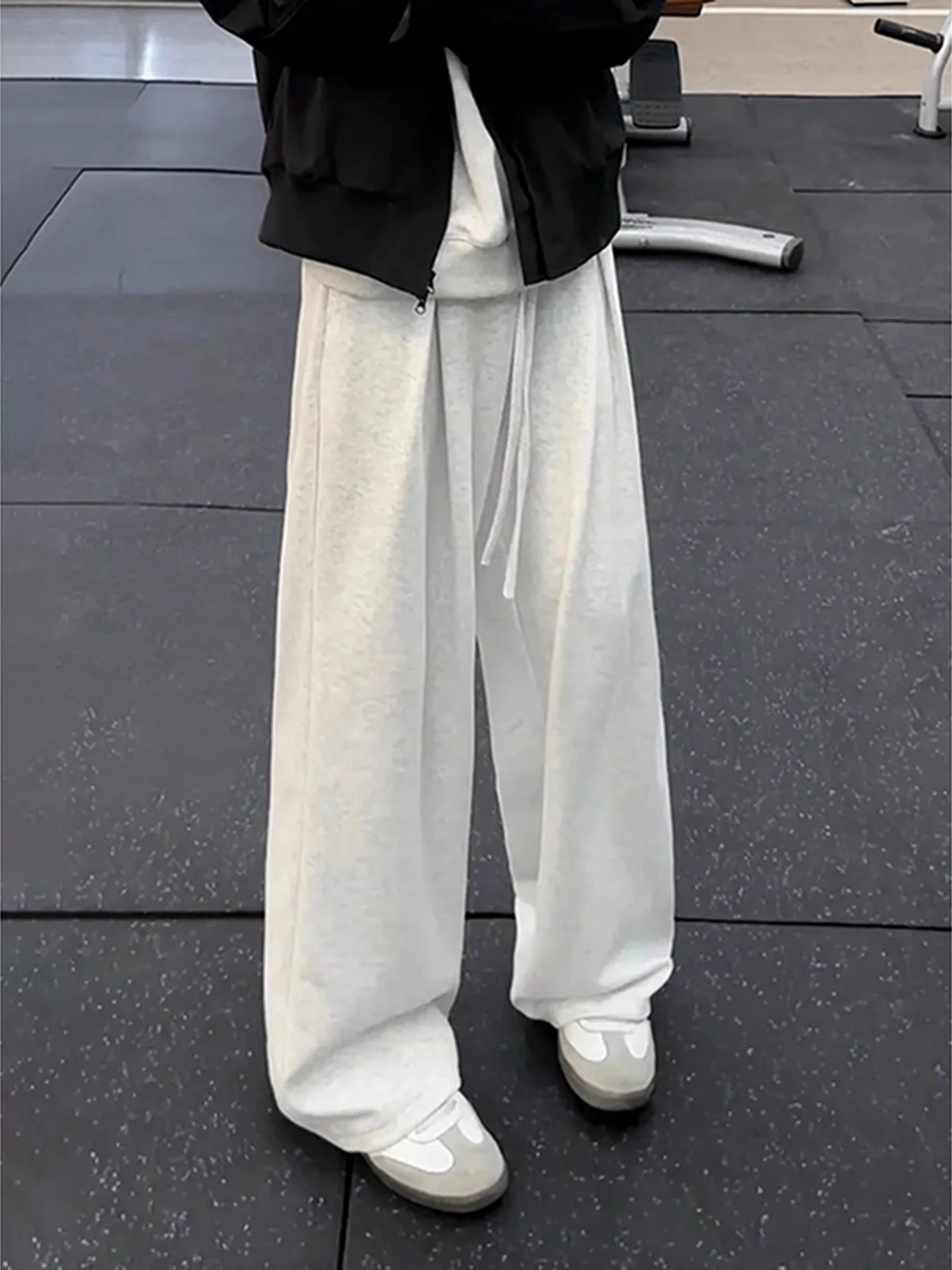 

Мужские зимние повседневные свободные спортивные брюки-карго с широкими штанинами на флисовой подкладке, молодежные модные брюки в американском стиле